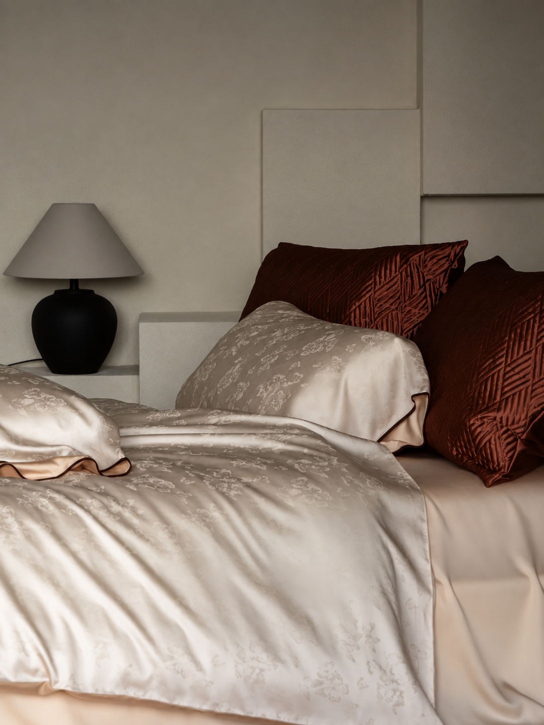 From Pattern to Texture: How to Style a Sophisticated Bedroom for Every Season